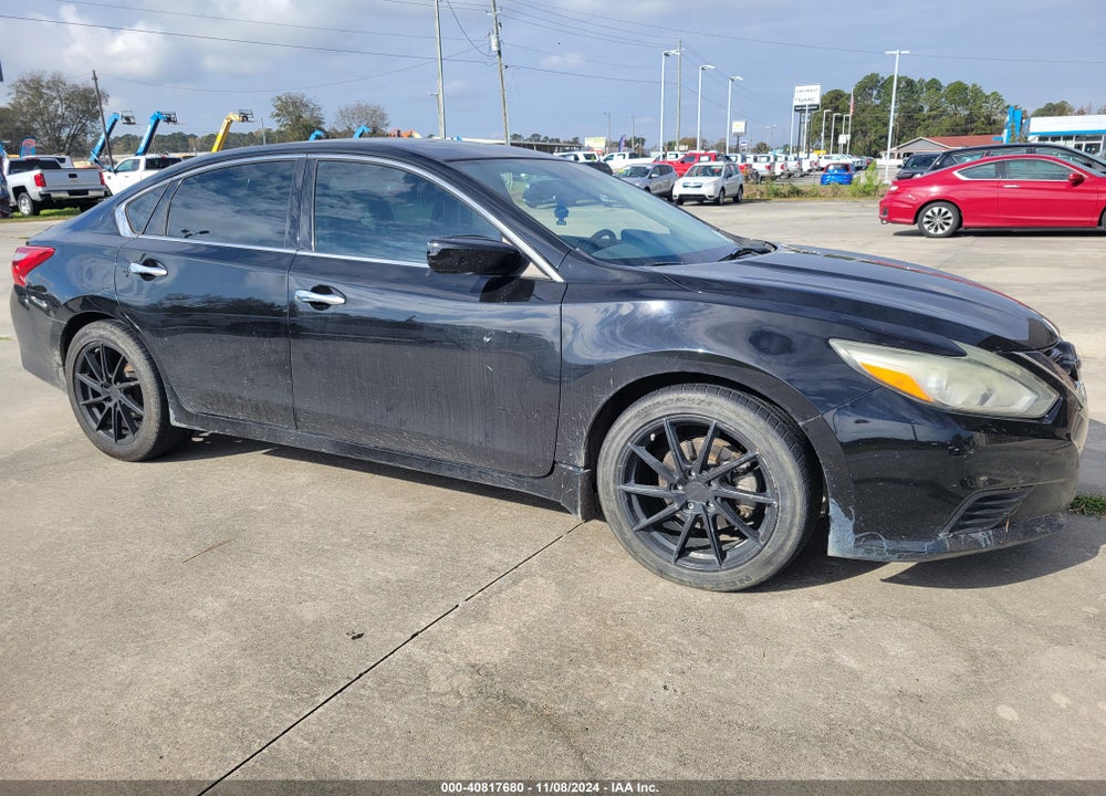 2017 NISSAN ALTIMA VIN: 1N4AL3AP2HC489123