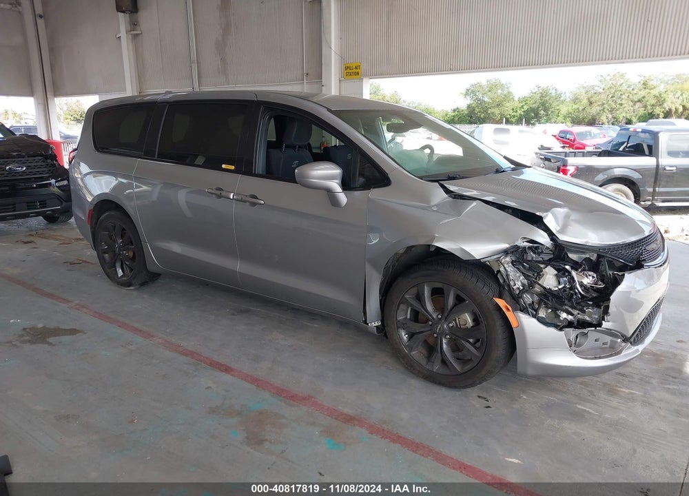 2019 CHRYSLER PACIFICA TOURING PLUS VIN: 2C4RC1FG5KR633417