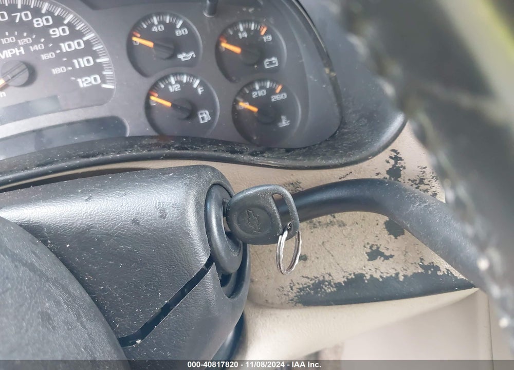 2003 CHEVROLET TAHOE LT VIN: 1GNEC13Z83J296663