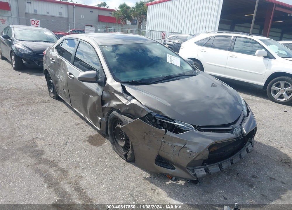 2019 TOYOTA COROLLA LE VIN: 5YFBURHE2KP928497