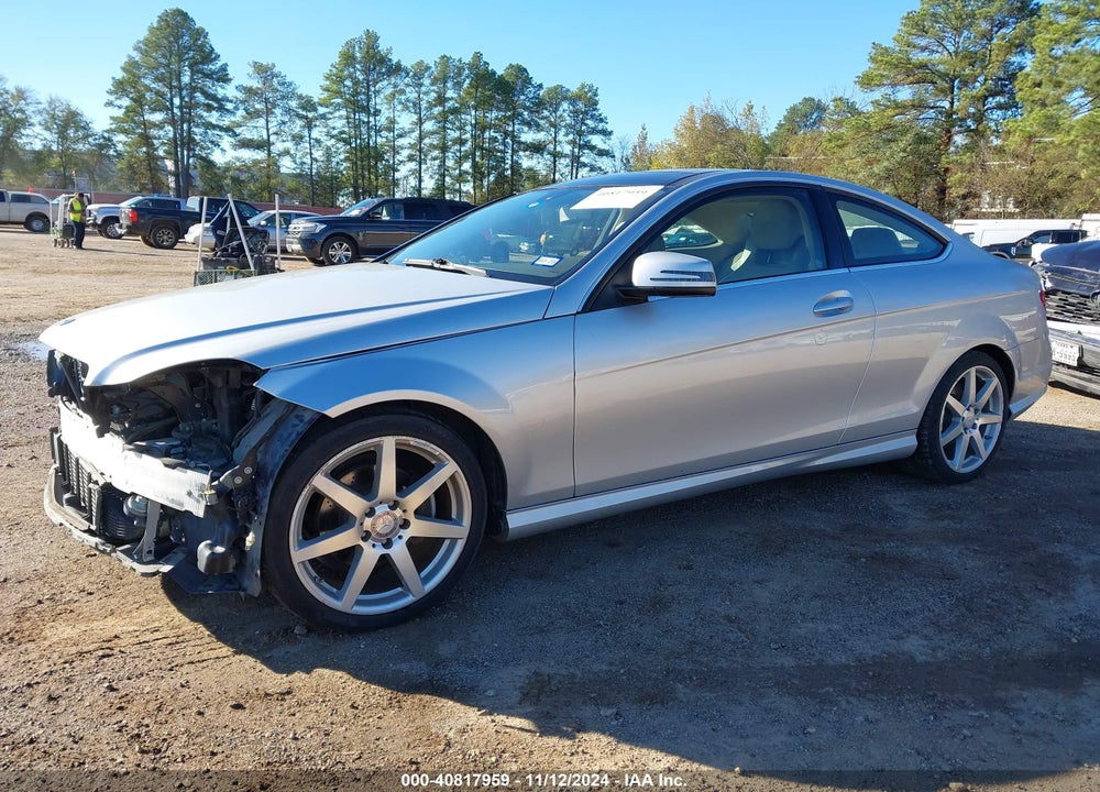 2013 MERCEDES-BENZ C 250 VIN: WDDGJ4HB8DG002073