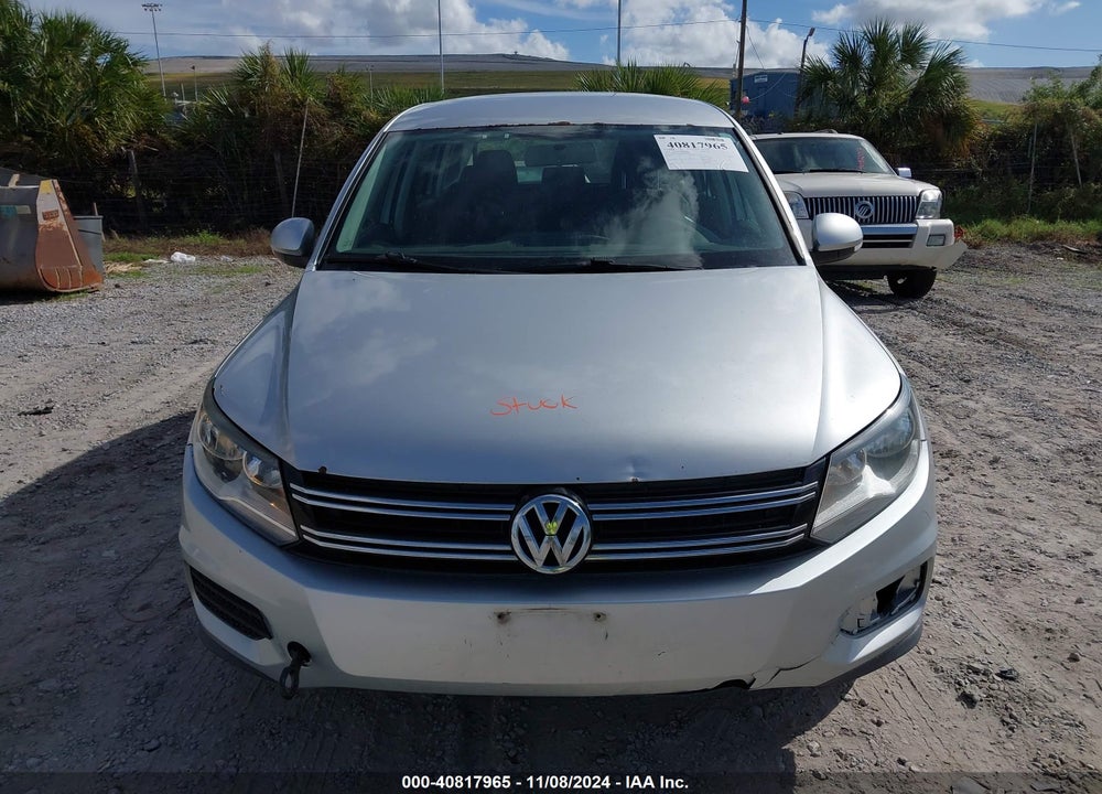 2013 VOLKSWAGEN TIGUAN S VIN: WVGBV3AX0DW621440