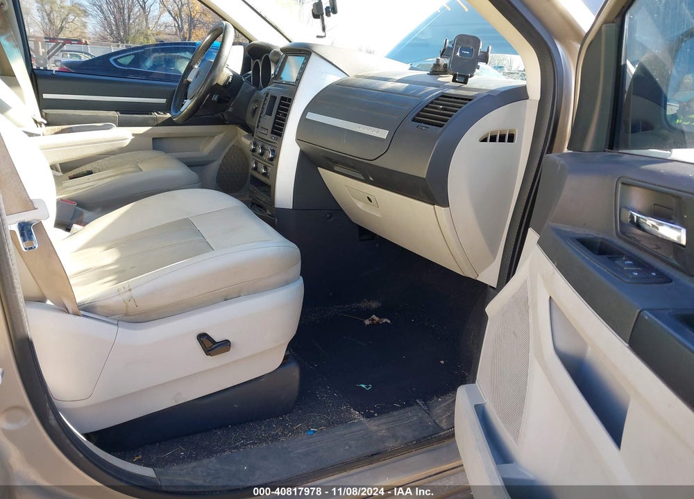 2009 DODGE GRAND CARAVAN SE VIN: 2D8HN44X19R618919