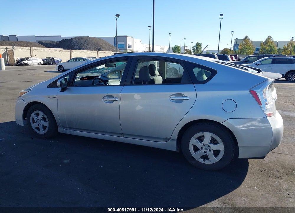 2011 TOYOTA PRIUS THREE VIN: JTDKN3DUXB1428227