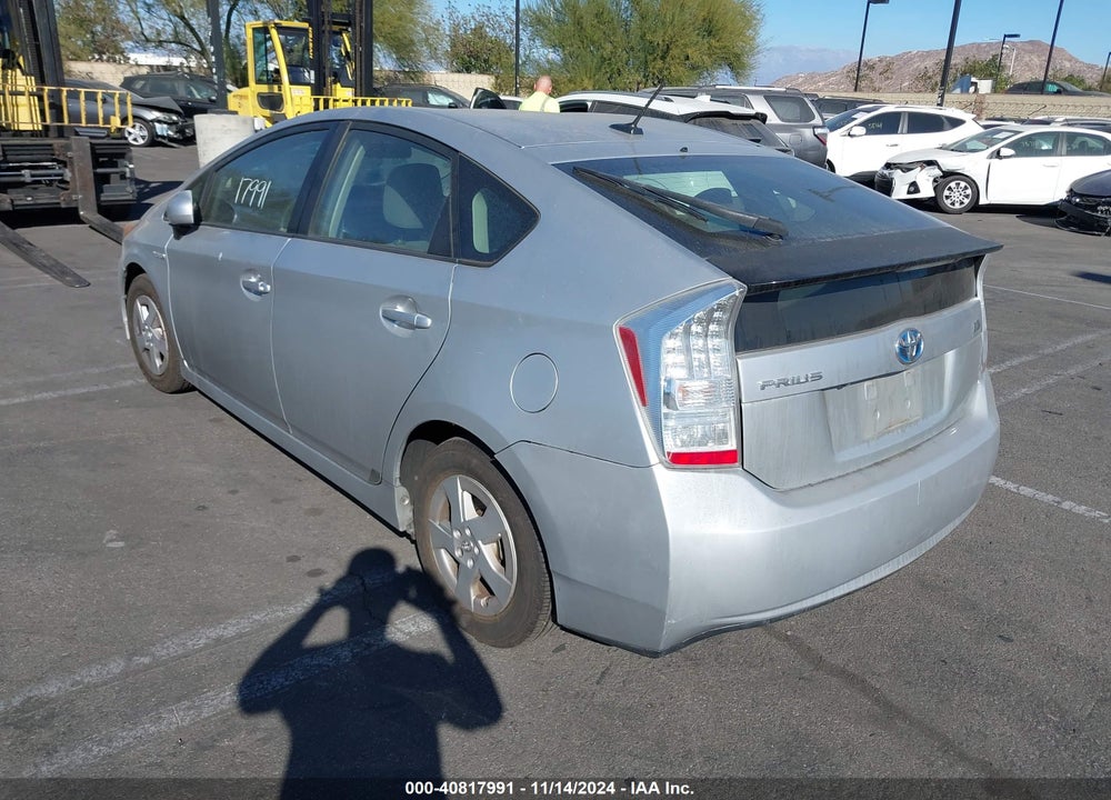 2011 TOYOTA PRIUS THREE VIN: JTDKN3DUXB1428227