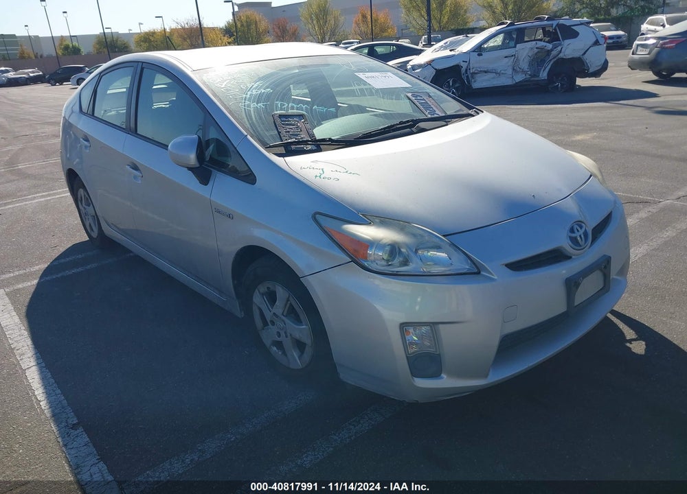 2011 TOYOTA PRIUS THREE VIN: JTDKN3DUXB1428227
