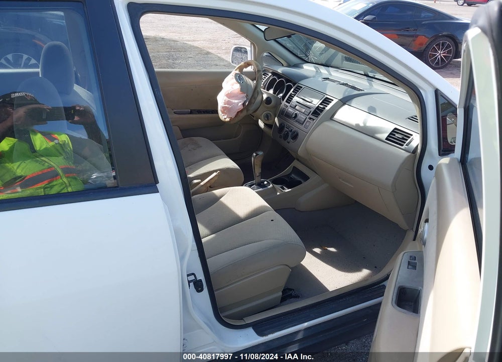 2011 NISSAN VERSA 1.8S VIN: 3N1BC1CP1BL447573