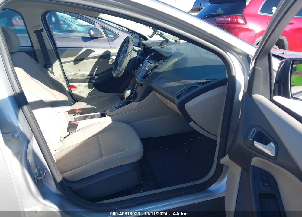 2017 FORD FOCUS SE VIN: 1FADP3F25HL346374