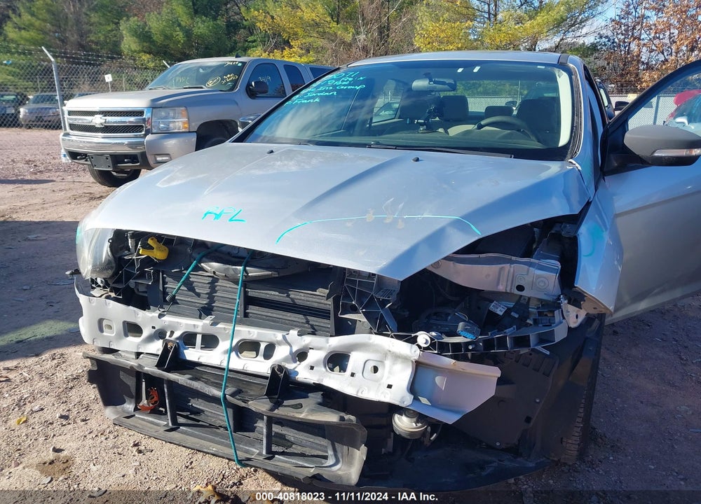2017 FORD FOCUS SE VIN: 1FADP3F25HL346374