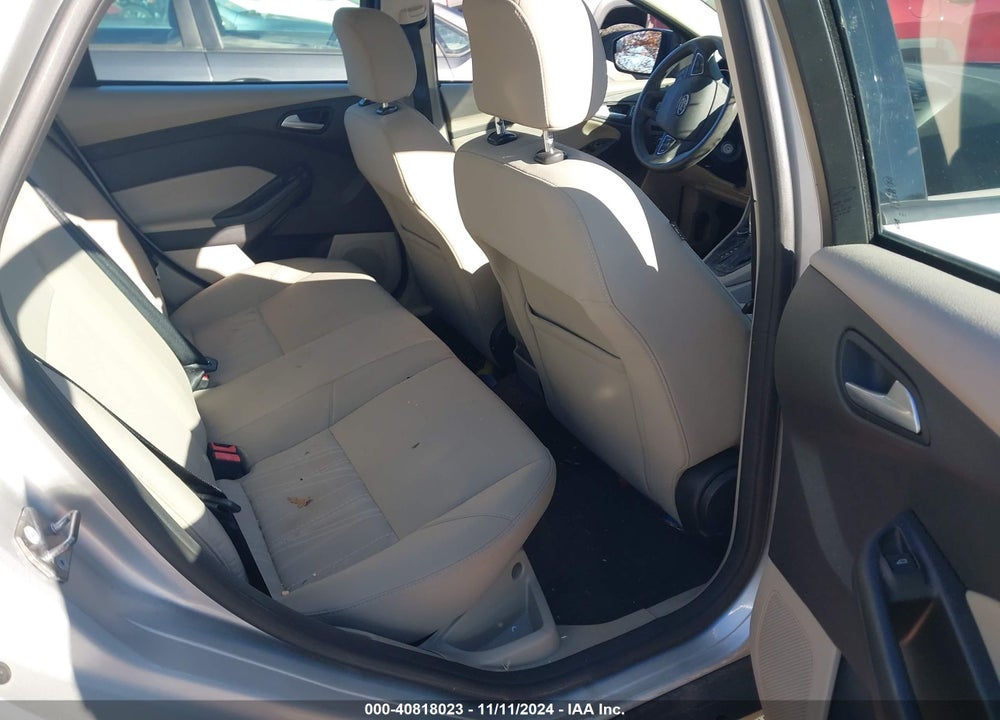 2017 FORD FOCUS SE VIN: 1FADP3F25HL346374