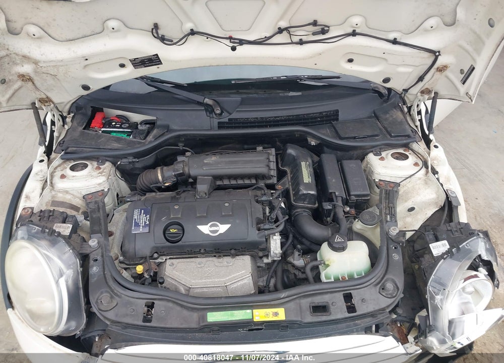 2011 MINI COOPER VIN: WMWZN3C53BTZ78038