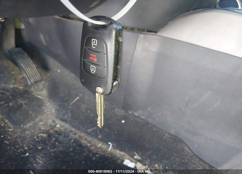2013 KIA SOUL VIN: KNDJT2A65D7612217