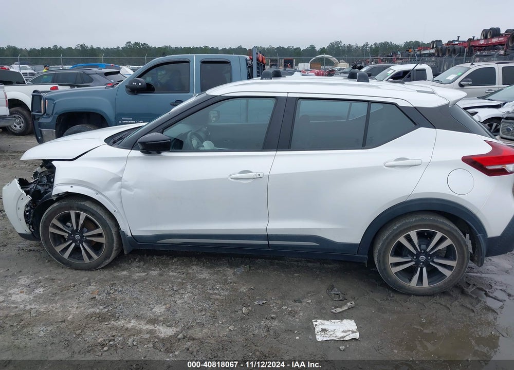 2019 NISSAN KICKS SR VIN: 3N1CP5CU5KL563509