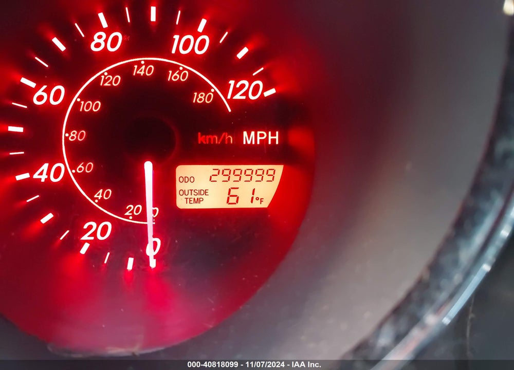 2003 TOYOTA MATRIX/XR VIN: 2T1KR32E83C139652