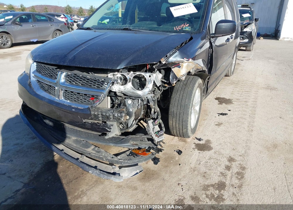 2014 DODGE GRAND CARAVAN SXT/SXT 30TH ANNIVERSARY VIN: 2C4RDGCG3ER244056