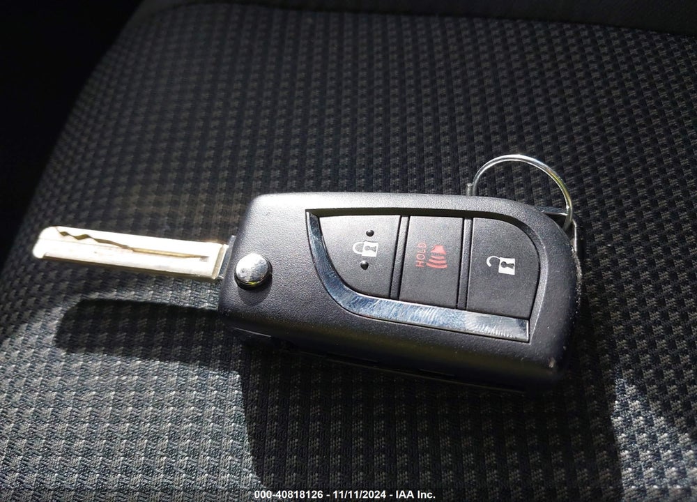 2020 TOYOTA RAV4 LE VIN: 2T3F1RFV9LW104579