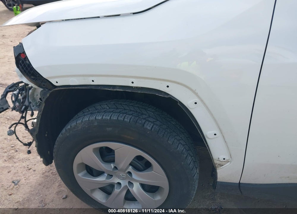 2020 TOYOTA RAV4 LE VIN: 2T3F1RFV9LW104579