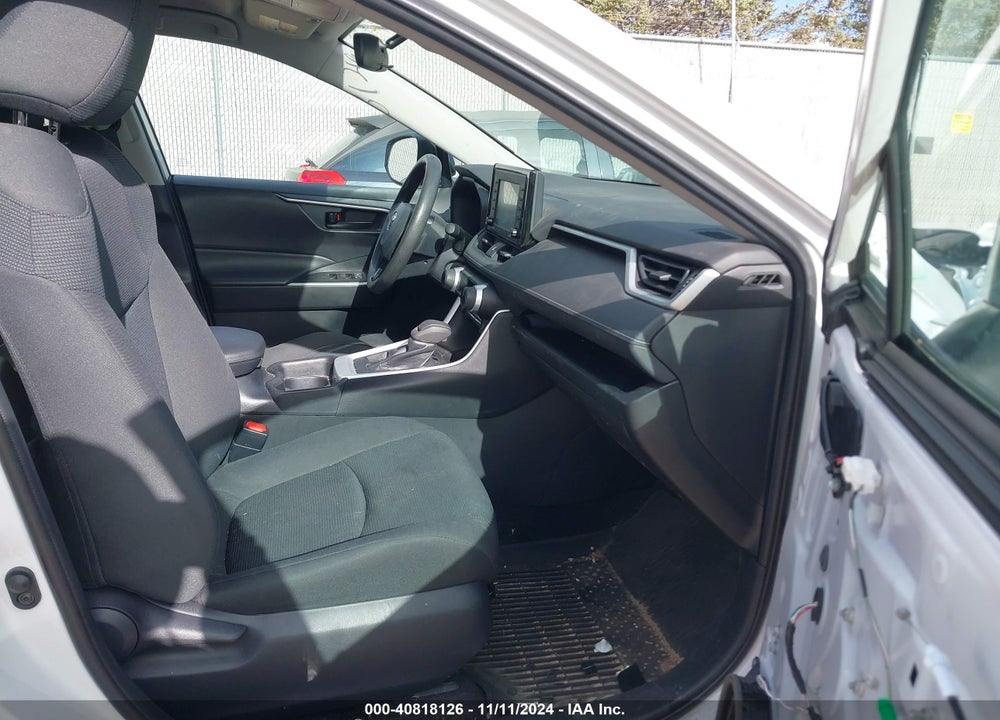 2020 TOYOTA RAV4 LE VIN: 2T3F1RFV9LW104579
