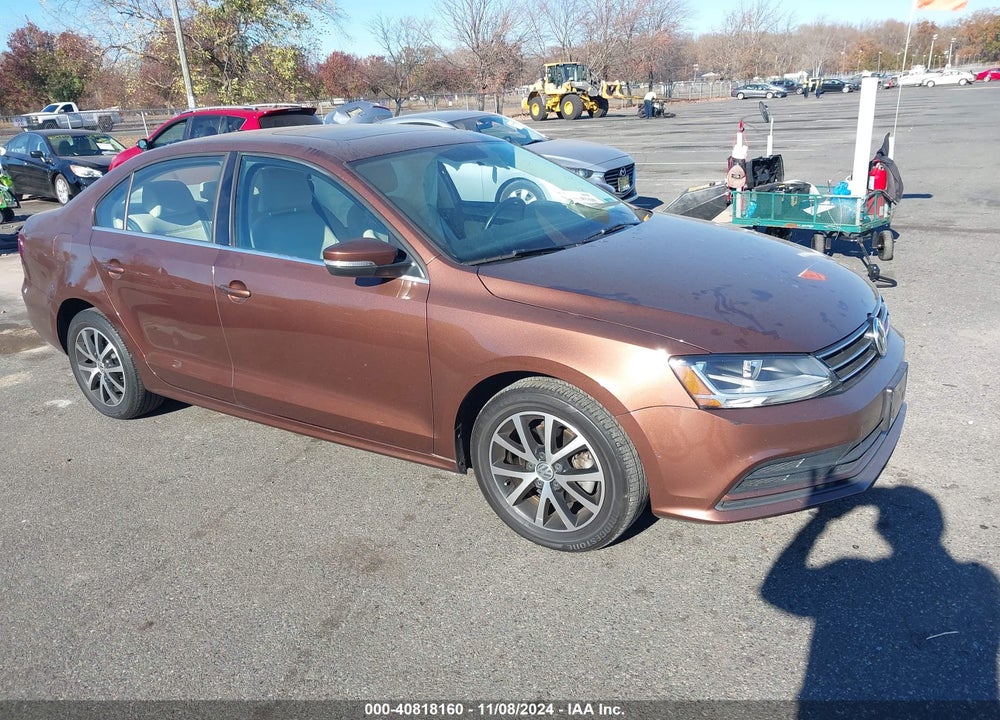 2017 VOLKSWAGEN JETTA 1.4T SE VIN: 3VWDB7AJ3HM390092