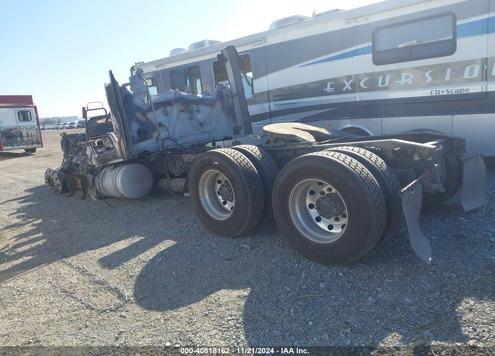 2013 FREIGHTLINER CASCADIA 113 VIN: 1FUJGHDV3DLBY7917