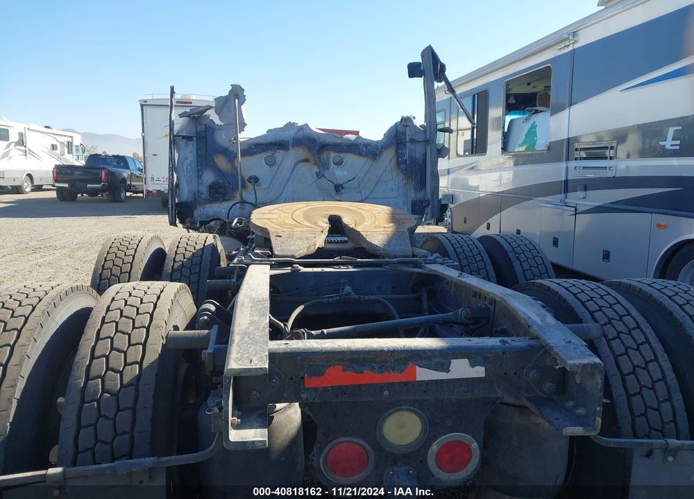 2013 FREIGHTLINER CASCADIA 113 VIN: 1FUJGHDV3DLBY7917