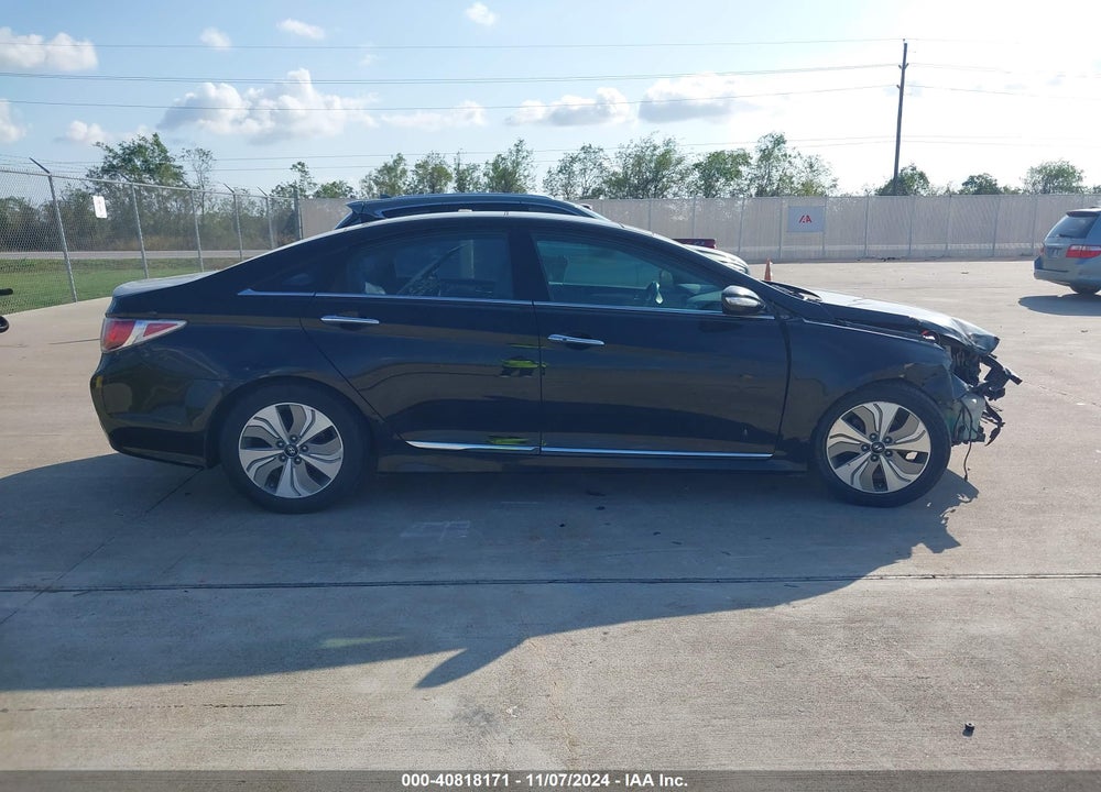 2014 HYUNDAI SONATA HYBRID LIMITED VIN: KMHEC4A4XEA110587