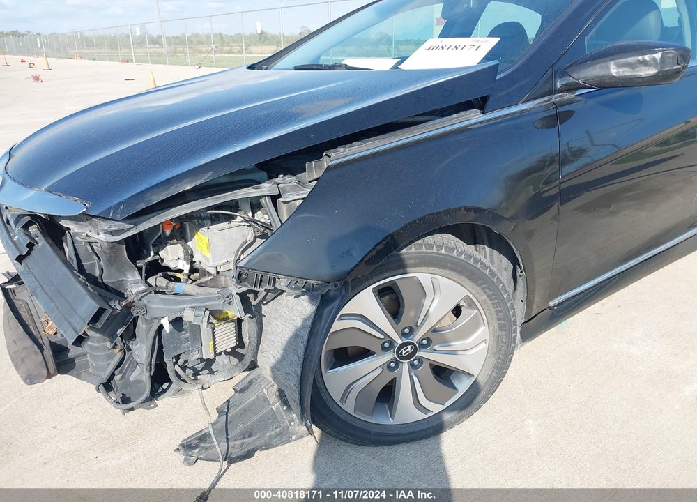 2014 HYUNDAI SONATA HYBRID LIMITED VIN: KMHEC4A4XEA110587