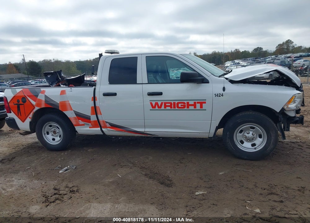 2022 RAM 1500 CLASSIC VIN: 1C6RR6FG8NS229632