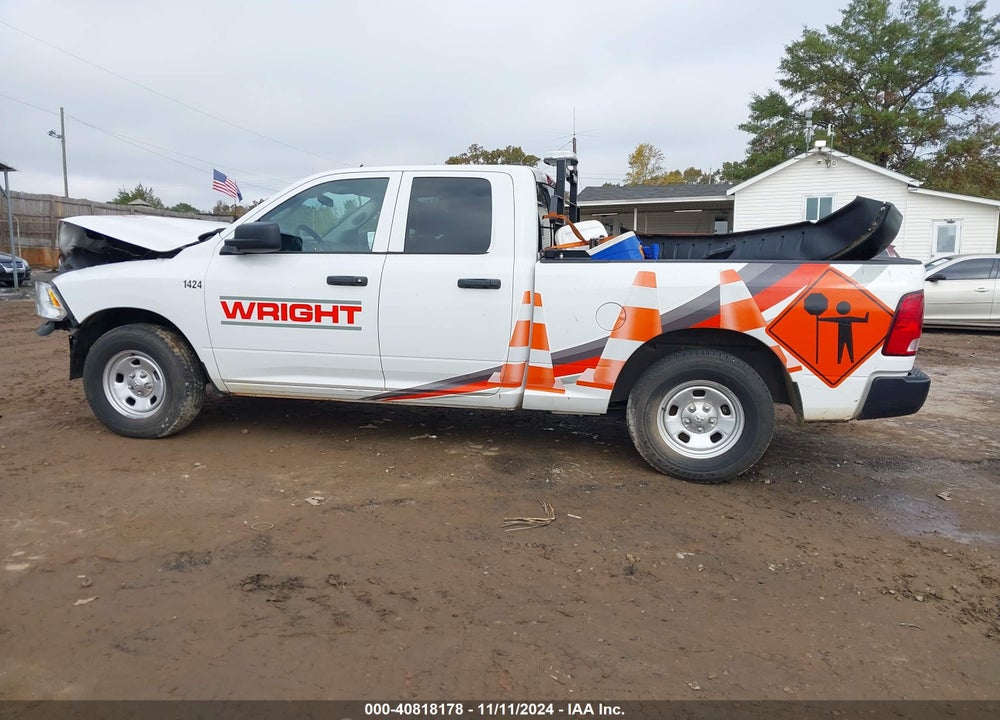 2022 RAM 1500 CLASSIC VIN: 1C6RR6FG8NS229632