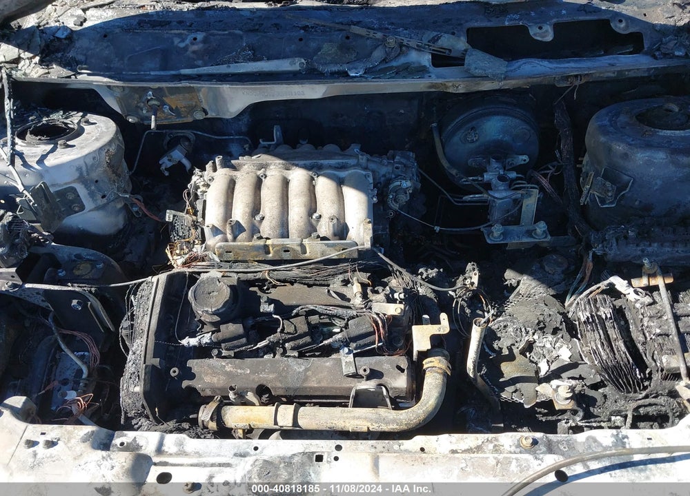 2002 KIA SEDONA EX/LX VIN: KNDUP131X26281103
