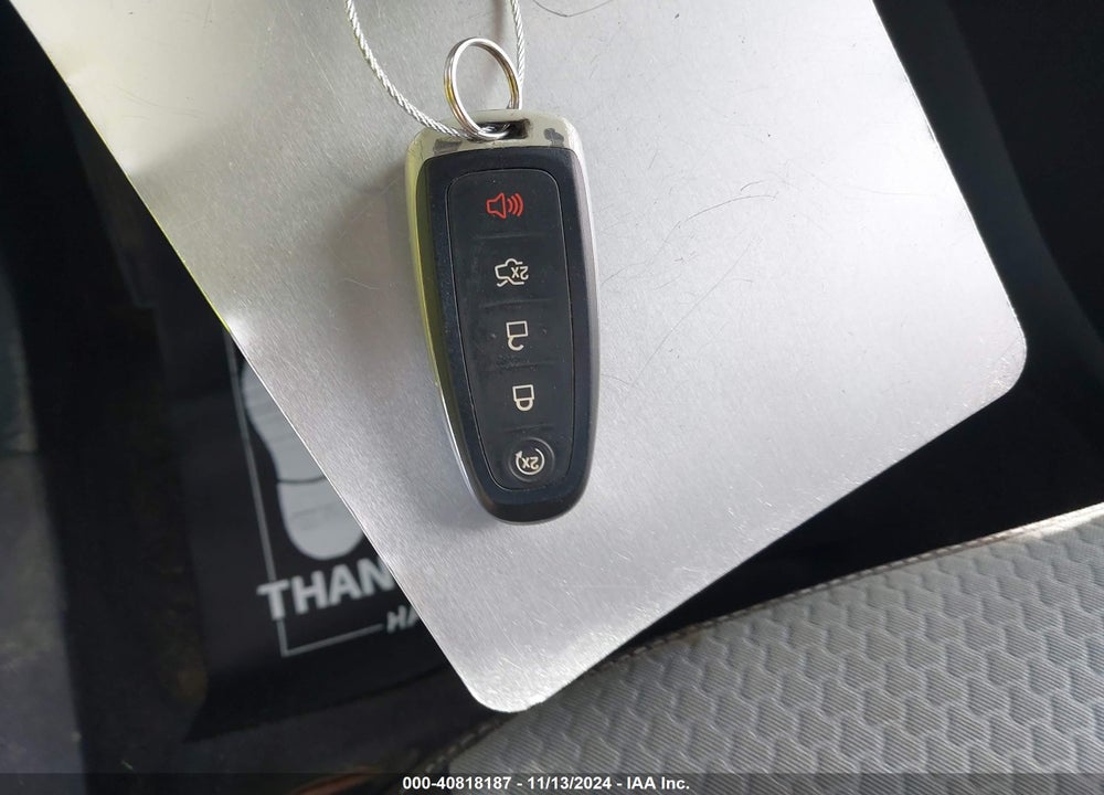 2019 FORD ESCAPE SE VIN: 1FMCU9GD8KUA03413