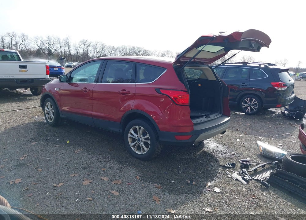 2019 FORD ESCAPE SE VIN: 1FMCU9GD8KUA03413