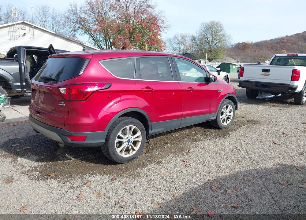 2019 FORD ESCAPE SE VIN: 1FMCU9GD8KUA03413