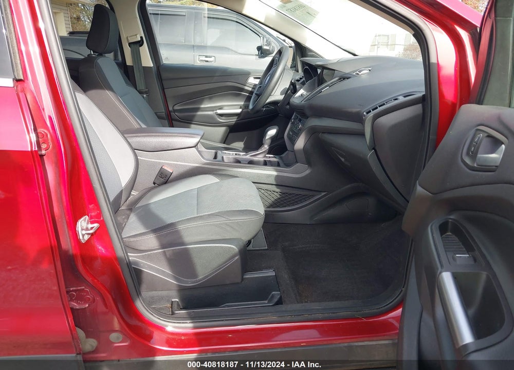 2019 FORD ESCAPE SE VIN: 1FMCU9GD8KUA03413