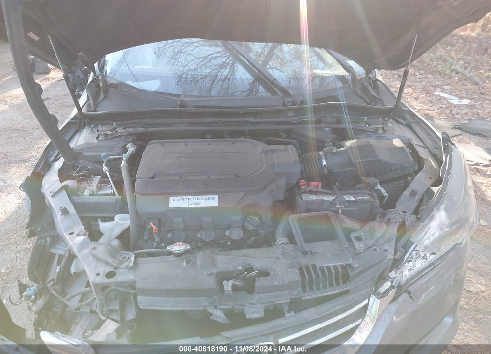 2014 HONDA ACCORD EX-L V-6 VIN: 1HGCR3F89EA015777