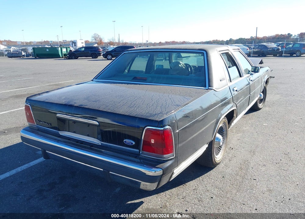 1990 FORD CROWN VICTORIA LX VIN: 2FACP74FXLX132159