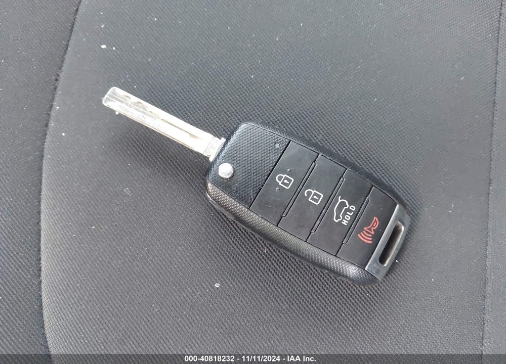 2014 KIA SOUL VIN: KNDJN2A21E7009788