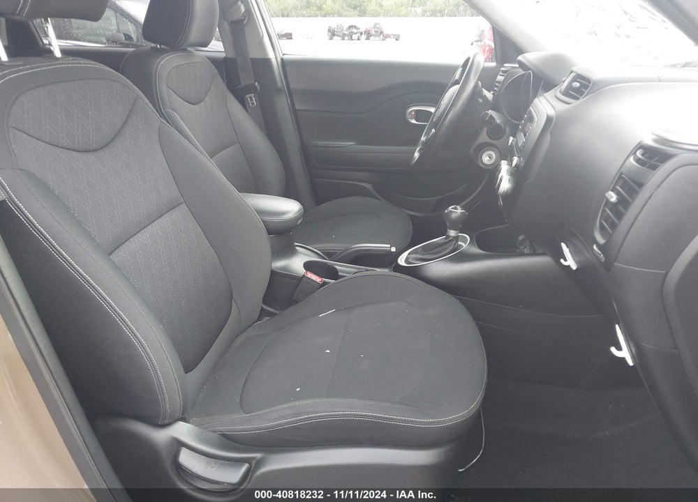 2014 KIA SOUL VIN: KNDJN2A21E7009788