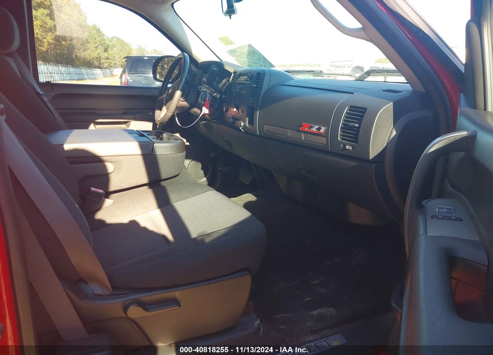 2012 CHEVROLET SILVERADO 1500 LT VIN: 1GCRKSE7XCZ131049