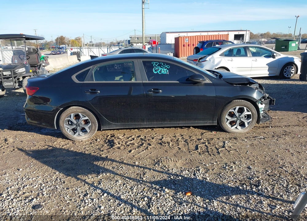 2019 KIA FORTE LXS VIN: 3KPF24AD1KE092808