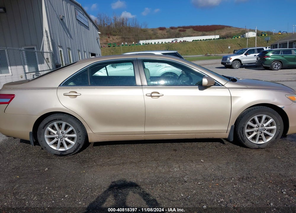 2011 TOYOTA CAMRY XLE V6 VIN: 4T1BK3EK2BU119528