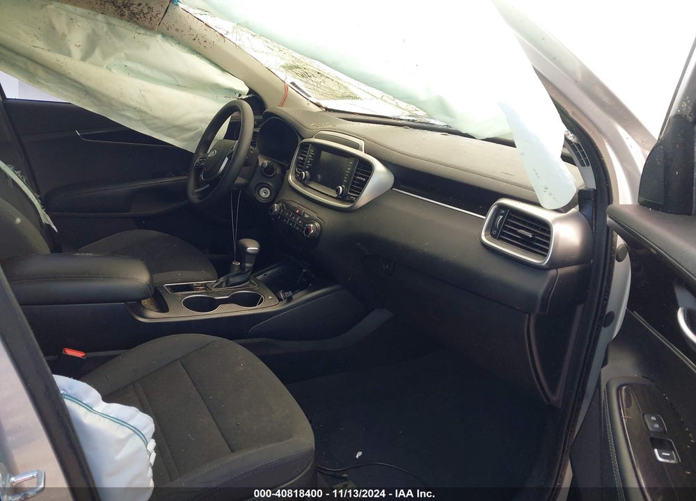 2019 KIA SORENTO 2.4L L VIN: 5XYPG4A32KG583159