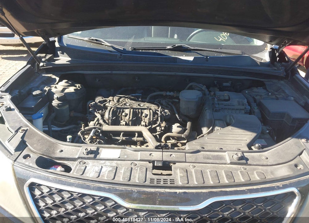 2011 KIA SORENTO SX V6 VIN: 5XYKW4A23BG102727