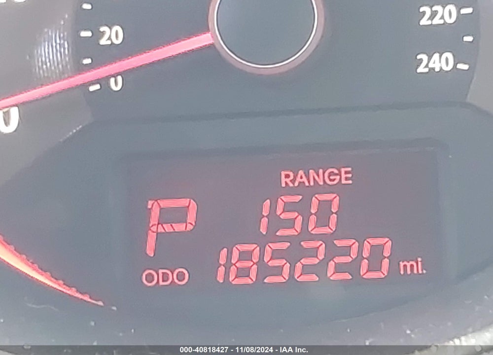 2011 KIA SORENTO SX V6 VIN: 5XYKW4A23BG102727