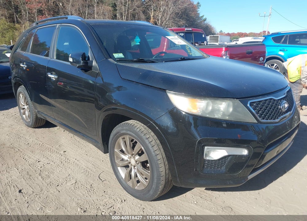 2011 KIA SORENTO SX V6 VIN: 5XYKW4A23BG102727