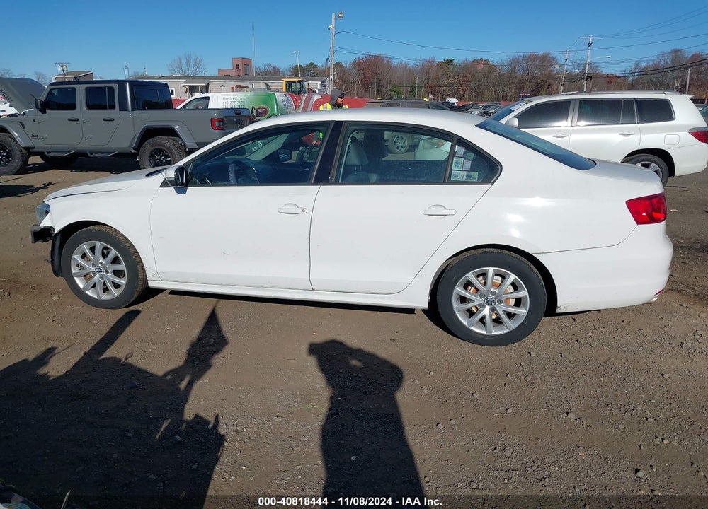 2011 VOLKSWAGEN JETTA 2.5L SE VIN: 3VWDZ7AJ8BM021778