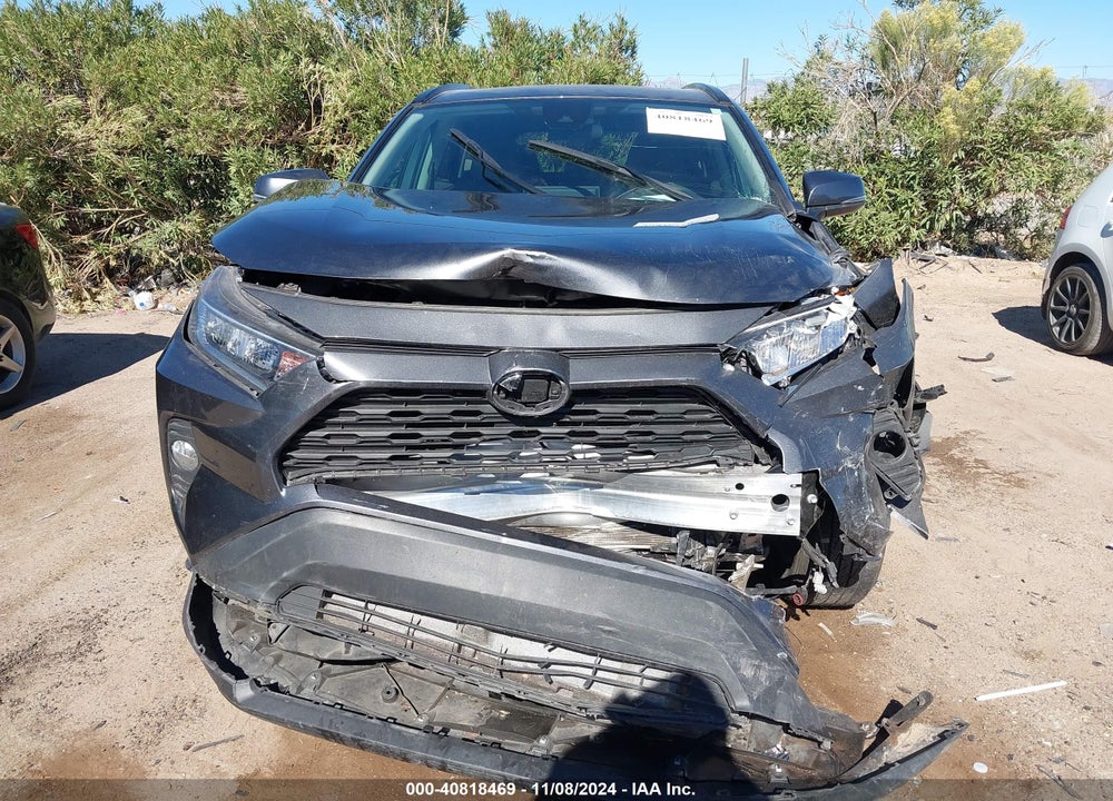 2021 TOYOTA RAV4 XLE VIN: 2T3W1RFVXMC102861