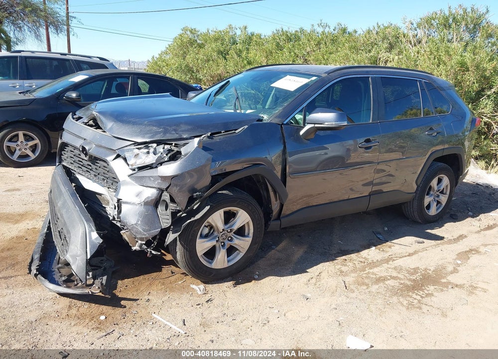 2021 TOYOTA RAV4 XLE VIN: 2T3W1RFVXMC102861