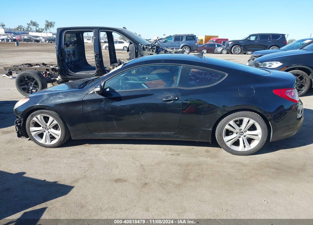 2010 HYUNDAI GENESIS 3.8 GRAND TOURING VIN: KMHHU6KH8AU019771