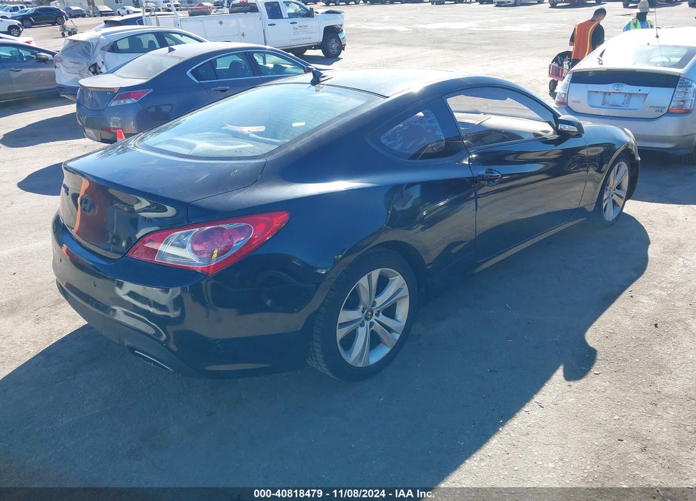2010 HYUNDAI GENESIS 3.8 GRAND TOURING VIN: KMHHU6KH8AU019771